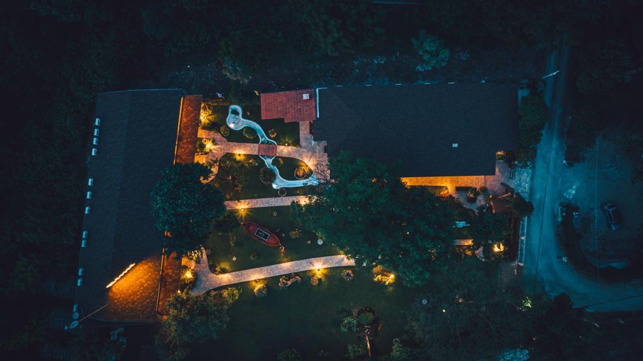 Simi Luxury Apartment Plaka