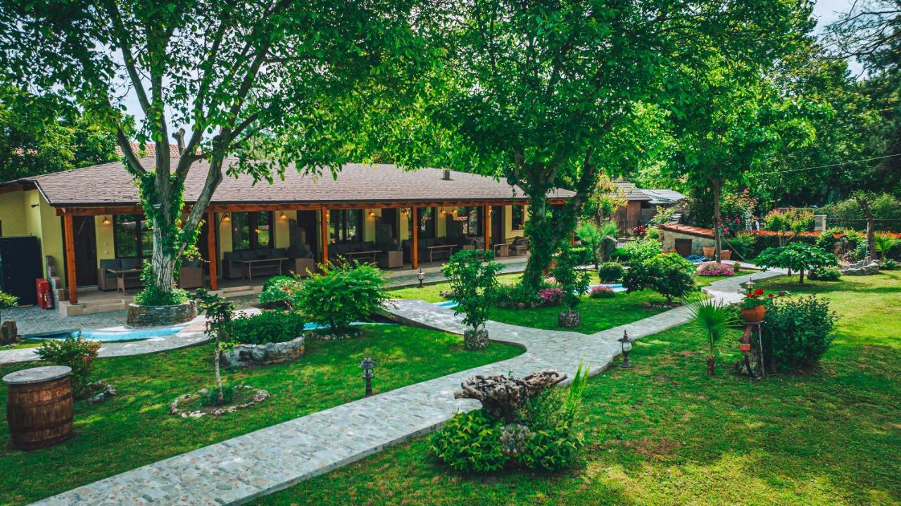 Simi Luxury * Plaka